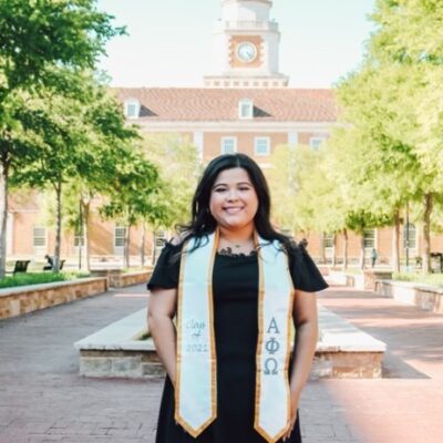 Emily Monge Velasquez LinkedIn photo